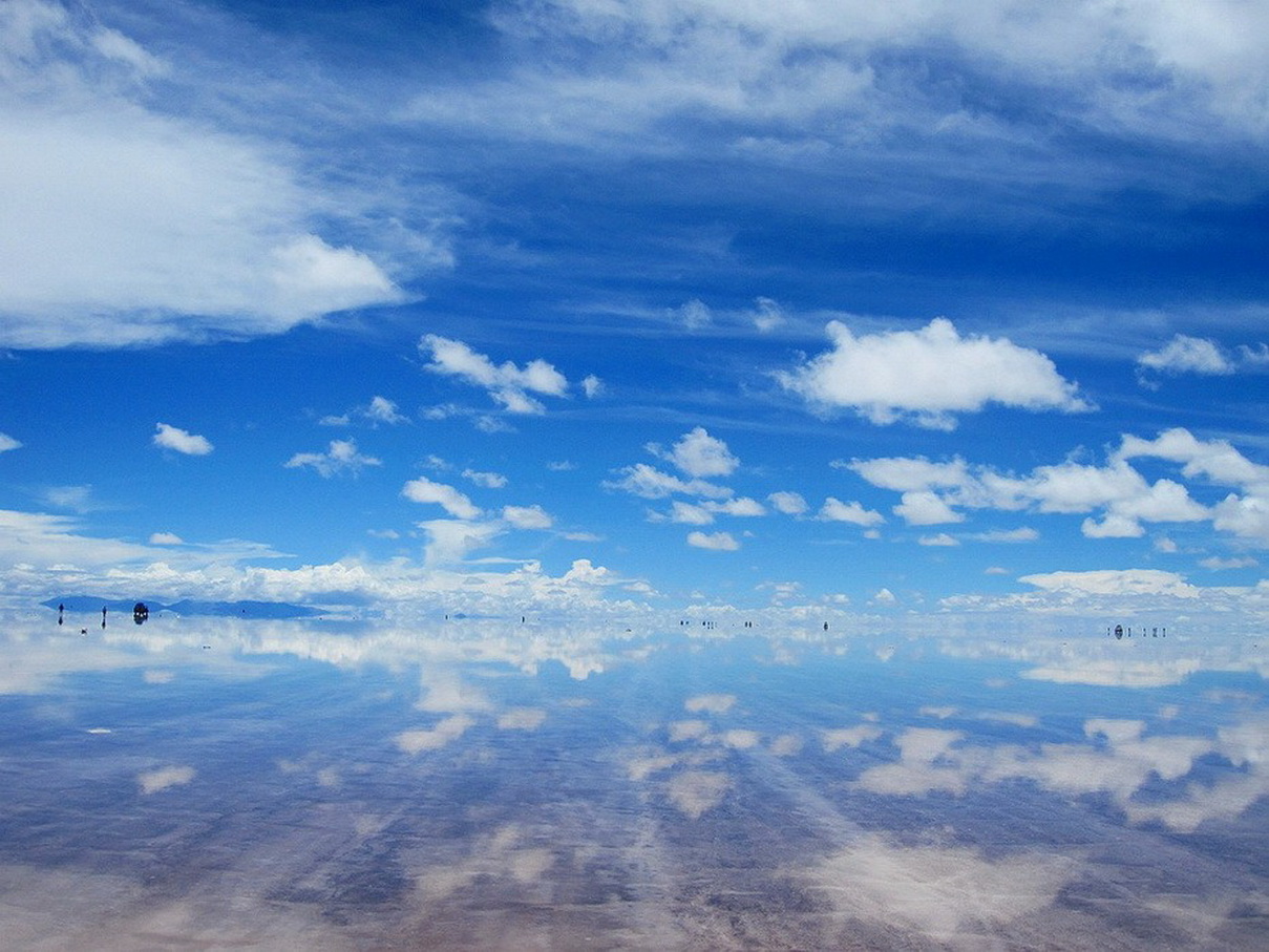 Озеро в боливии. Салар де Уюни. Солончак Салар-де-Уюни. Озеро Салар-де-Уюни, Боливия. Солончак Уюни соленое озеро Боливии.