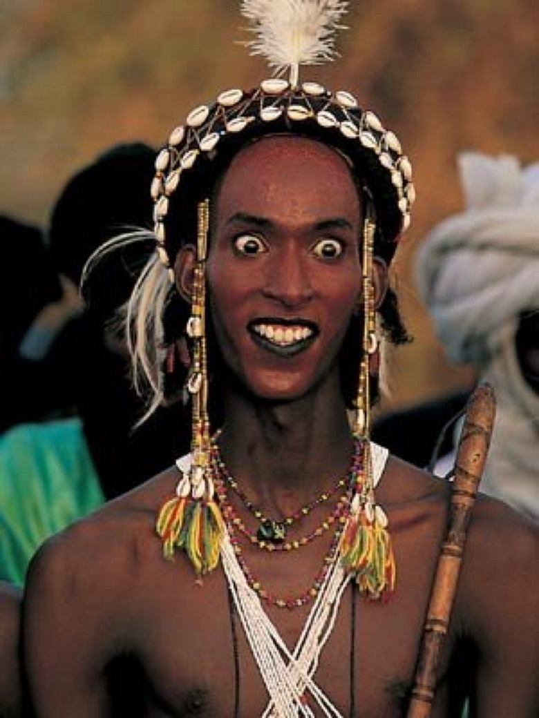 Страшная негритянка. Фульбе народ Африки. Фулани фульбе. Племя фулани фульбе. Племя фульбе Африка.